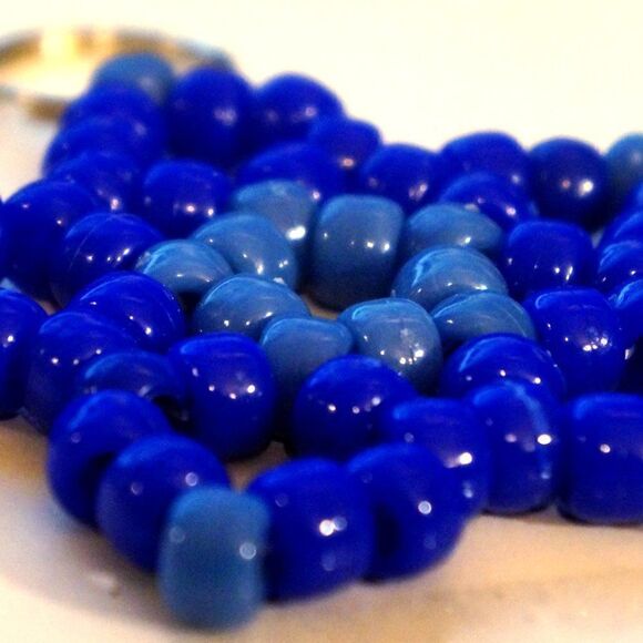 Handmade Blue Stretchy Kandi Star Keychain - Picture 2 of 5